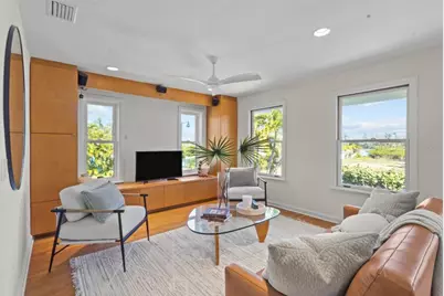 7091 Longboat Drive E, Longboat Key, FL 34228 - Photo 5