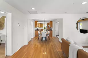 7091 Longboat Dr E, Longboat Key, FL 34228 - Photo 11