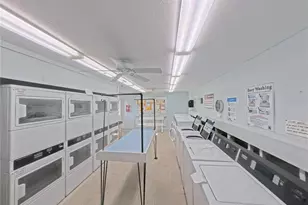 202 47th Ave Dr W, Bradenton, FL 34207 - Photo 29