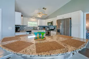 1633 Riverside Dr, Daytona Beach, FL 32117 - Photo 7