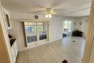 808 53rd Ave E, Bradenton, FL 34203 - Photo 5