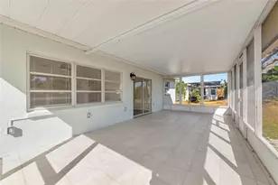 426 Pineview Dr, Venice, FL 34293 - Photo 29
