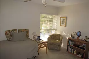 2121 Wood St, Sarasota, FL 34237 - Photo 5