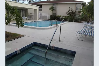 2121 Wood Street #212, Sarasota, FL 34237 - Photo 9