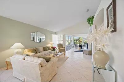 4076 Lyndhurst Court, Sarasota, FL 34235 - Photo 11