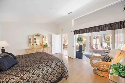 4076 Lyndhurst Court, Sarasota, FL 34235 - Photo 25