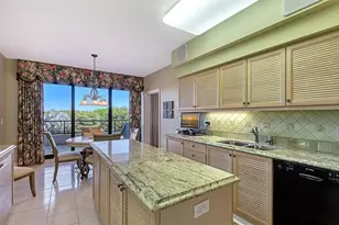 545 Sanctuary Dr, Longboat Key, FL 34228 - Photo 17