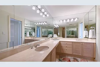545 Sanctuary Drive #B305, Longboat Key, FL 34228 - Photo 37