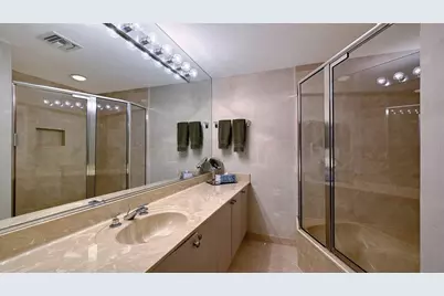 545 Sanctuary Drive #B305, Longboat Key, FL 34228 - Photo 43