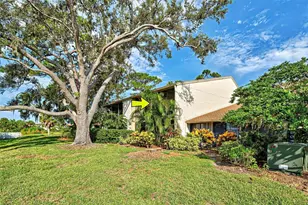 656 Bird Bay Cir, Venice, FL 34285 - Photo 3