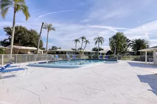 3262 Brockton Ln, Sarasota, FL 34239 - Photo 37