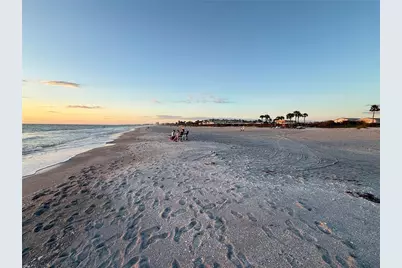 3710 Gulf Of Mexico Drive #F2, Longboat Key, FL 34228 - Photo 45