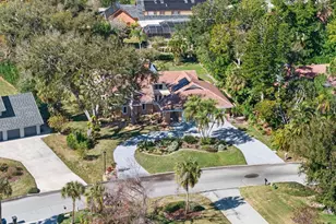 2392 Landings Cir, Bradenton, FL 34209 - Photo 3