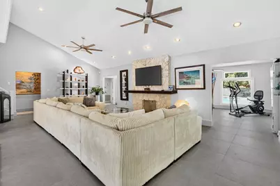 2392 Landings Circle, Bradenton, FL 34209 - Photo 11