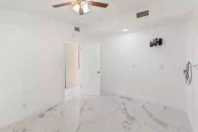 3675 Prudence Drive, Sarasota, FL 34235 - Photo 19