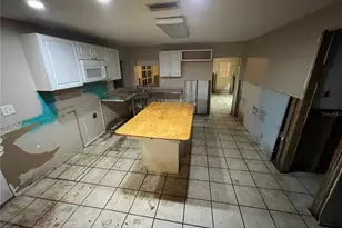 10162 SW Riverview Cir, Arcadia, FL 34269 - Photo 15