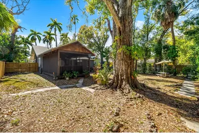2726 8th Avenue W, Bradenton, FL 34205 - Photo 43