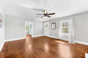 2726 8th Ave W, Bradenton, FL 34205 - Photo 3