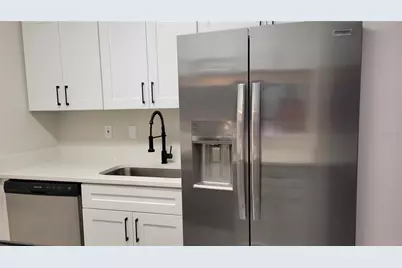 4845 Winslow Beacon #51, Sarasota, FL 34235 - Photo 5