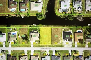 86 Mark Twain Ln, Rotonda West, FL 33947 - Photo 1