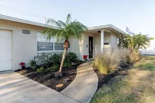 3408 Oxford Dr W, Bradenton, FL 34205 - Photo 5