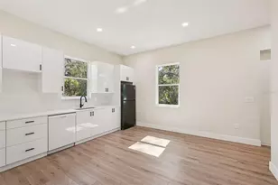 136 Sequoyah Dr, Port Charlotte, FL 33954 - Photo 25