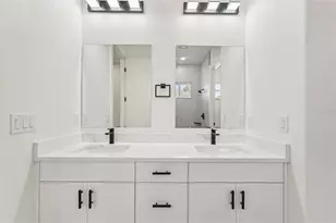 136 Sequoyah Dr, Port Charlotte, FL 33954 - Photo 23