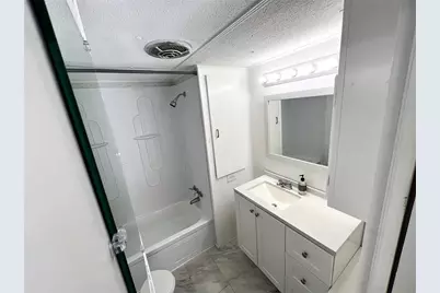 5203 7th C Street E, Bradenton, FL 34203 - Photo 5