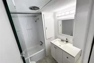 5203 7th C St E, Bradenton, FL 34203 - Photo 5