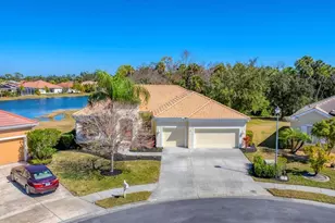 6207 46th Ct E, Bradenton, FL 34203 - Photo 3