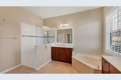 6207 46th Court E, Bradenton, FL 34203 - Photo 17