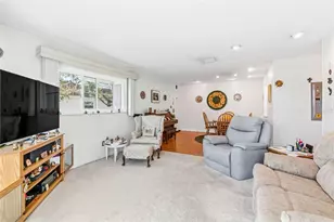 531 Sutton Pl, Longboat Key, FL 34228 - Photo 9