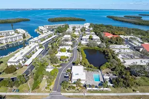 531 Sutton Pl, Longboat Key, FL 34228 - Photo 25
