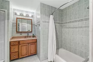 531 Sutton Pl, Longboat Key, FL 34228 - Photo 13