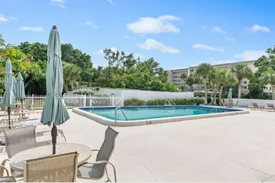 531 Sutton Place, Longboat Key, FL 34228 - Photo 21