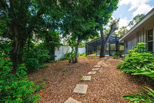 1224 S View Dr, Sarasota, FL 34242 - Photo 49