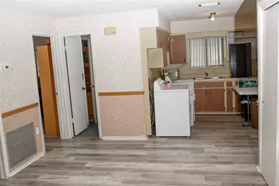 5644 Antoinette Street, Sarasota, FL 34232 - Photo 17