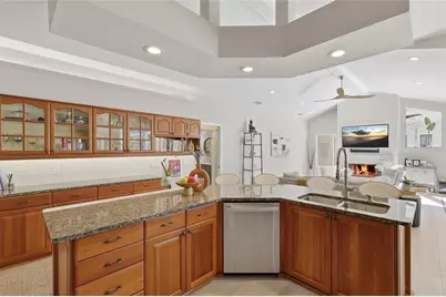 7321 Links Court, Sarasota, FL 34243 - Photo 9