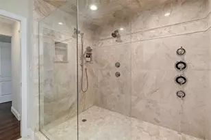 2195 Harbourside Dr, Longboat Key, FL 34228 - Photo 33