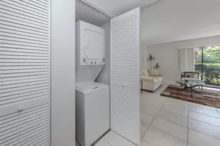 200 Woodland Dr, Osprey, FL 34229 - Photo 15