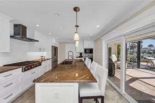 520 Golf Links Ln, Longboat Key, FL 34228 - Photo 17