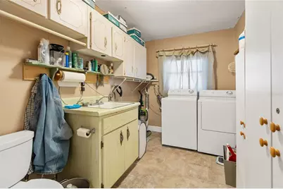 3601 18th Avenue W, Bradenton, FL 34205 - Photo 9