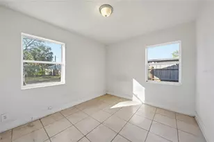 3312 W Ballast Point Blvd, Tampa, FL 33611 - Photo 5