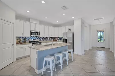 15531 Islandwalk Avenue, Bradenton, FL 34211 - Photo 13