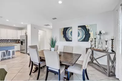 15531 Islandwalk Avenue, Bradenton, FL 34211 - Photo 9