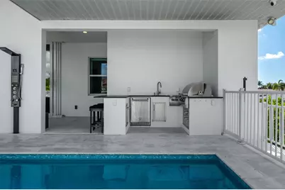 1643 Stanford Lane, Sarasota, FL 34231 - Photo 35