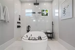 1643 Stanford Ln, Sarasota, FL 34231 - Photo 43