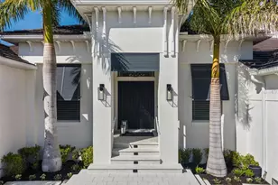 1643 Stanford Ln, Sarasota, FL 34231 - Photo 5