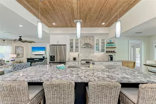 504 Bayview Dr, Holmes Beach, FL 34217 - Photo 27