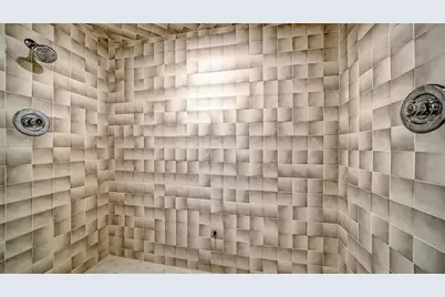 3957 Proctor Road, Sarasota, FL 34233 - Photo 23